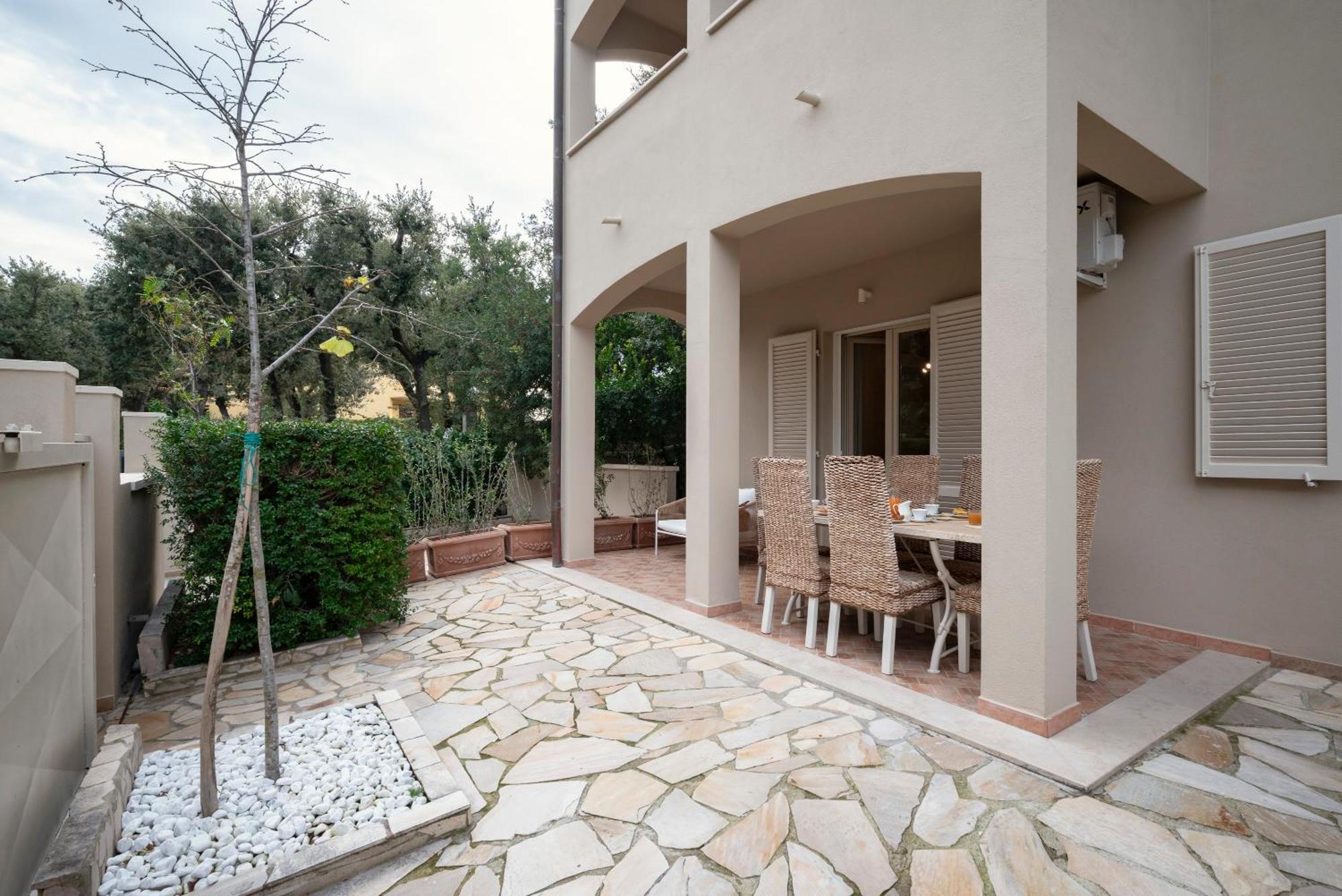 Zefiro Apartments San Vincenzo Exterior foto